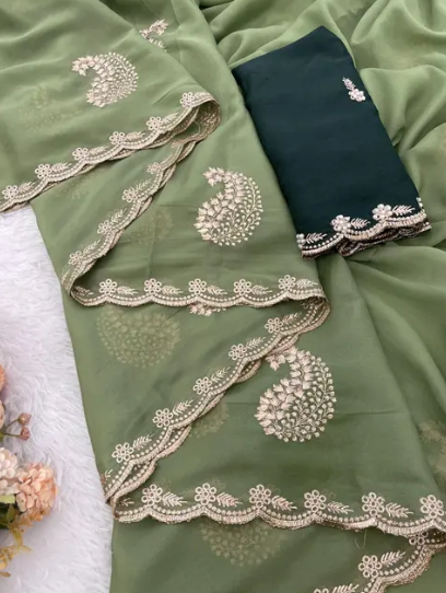 Women’s Simmer Georgette Saree